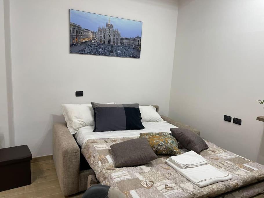 Nel Quartiere Bayres Suite Completamente Rinnovata Milan Exterior photo